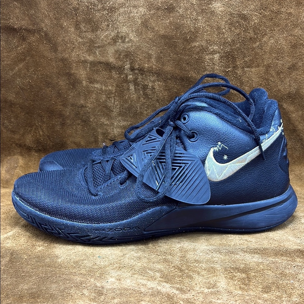 Nike Basketball Shoes Kyrie Irving Fly Strap